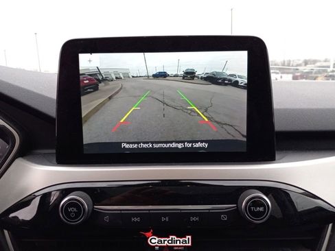 Used 2020 Ford Escape SE image 35