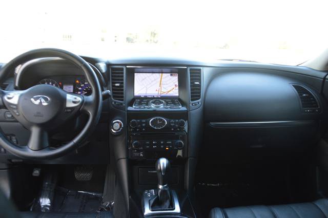Used 2015 INFINITI QX70 AWD w/ Premium Package image 10