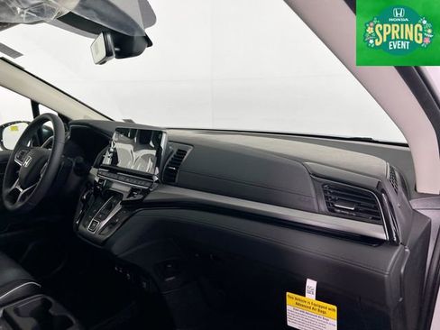 New 2026 Honda Odyssey Touring image 26