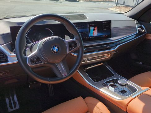 Certified 2024 BMW X5 xDrive40i w/ M Sport Package image 28