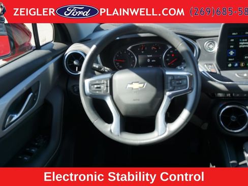 Used 2023 Chevrolet Blazer LT w/ Convenience Package FWD image 14