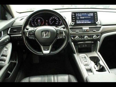 Used 2021 Honda Accord Touring image 29