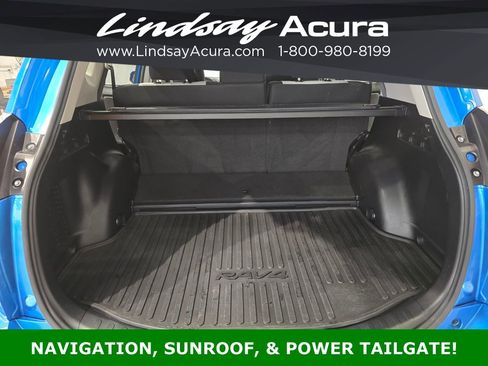 Used 2018 Toyota RAV4 XLE image 7