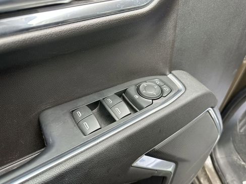 Used 2023 Chevrolet Silverado 1500 LT image 13