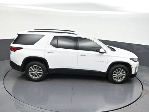 Used 2023 Chevrolet Traverse LT FWD image 21