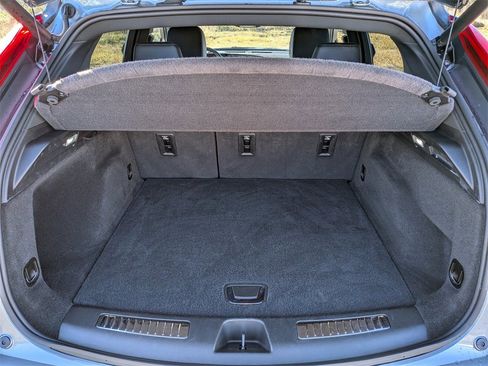 Certified 2025 Cadillac XT4 Premium Luxury image 15