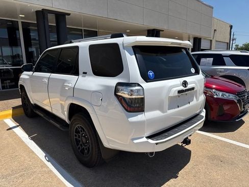 Used 2024 Toyota 4Runner SR5 RWD image 5