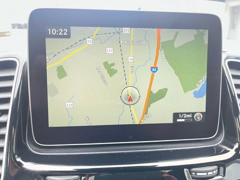 Used 2018 Mercedes-Benz GLE 350 4MATIC image 10