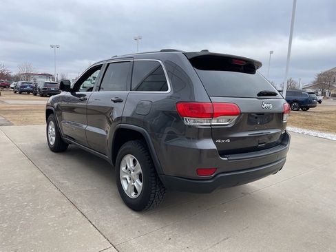 Used 2017 Jeep Grand Cherokee Laredo w/ Quick Order Package 23E image 7