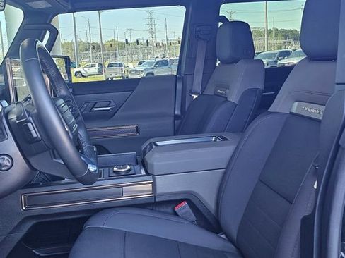 Used 2025 GMC Hummer EV 2X image 5