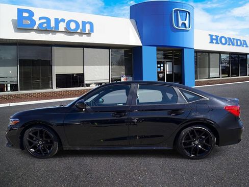 Used 2024 Honda Civic Sport image 3