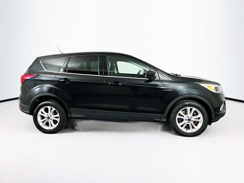 Used 2019 Ford Escape SE AWD/4WD image 10