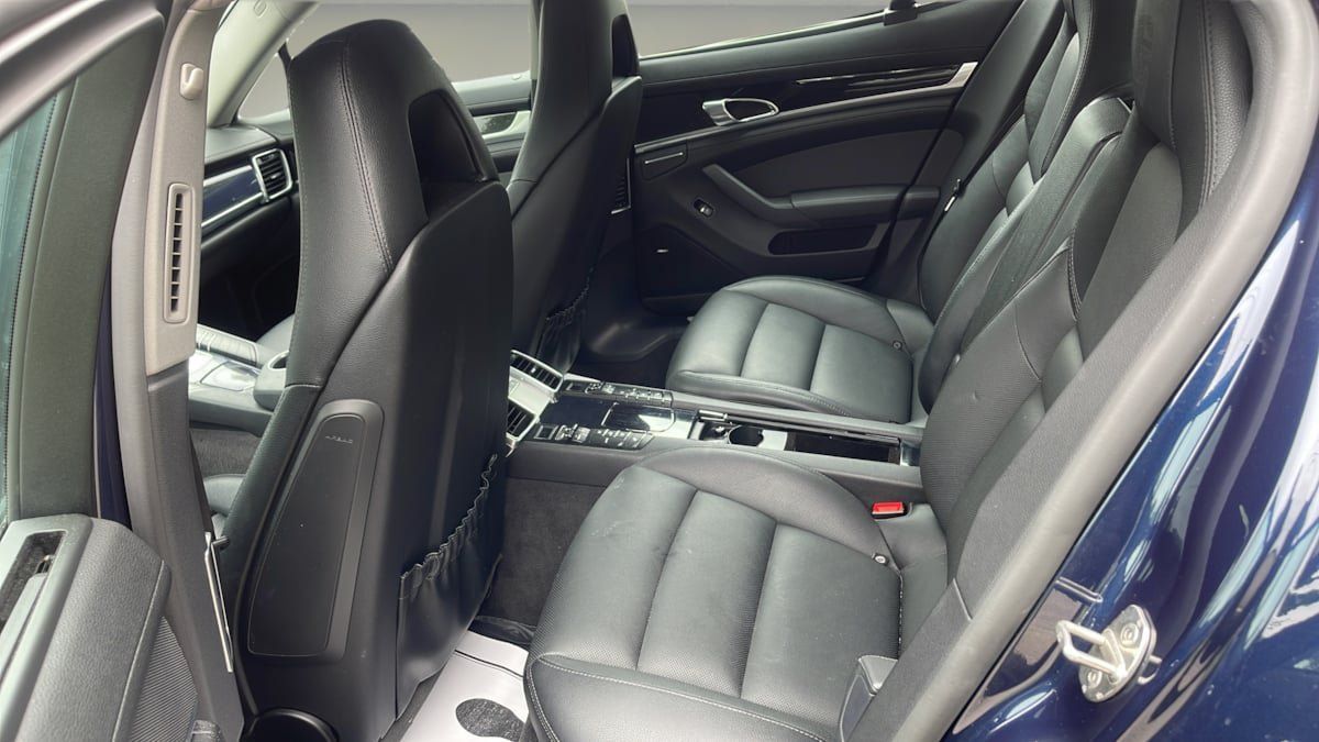 Used 2015 Porsche Panamera 4 AWD/4WD image 16