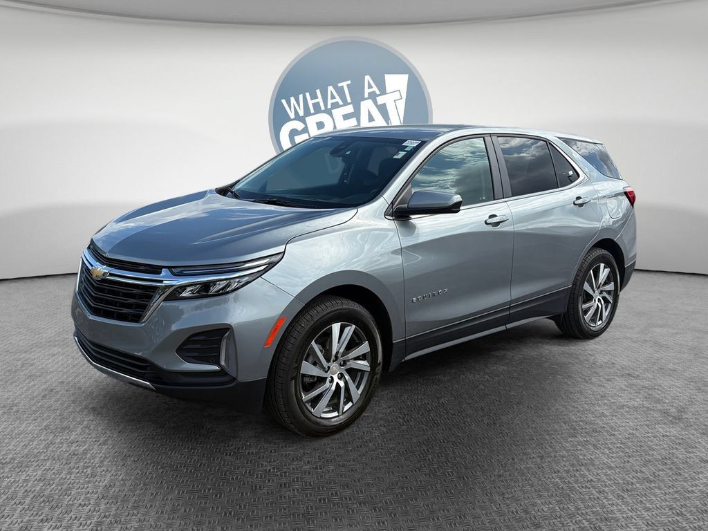 Used 2024 Chevrolet Equinox LT w/ LPO, Floor Liner Package AWD/4WD image 8
