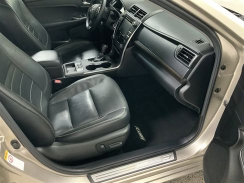 Used 2016 Toyota Camry XLE w/ Protection Package (Q2) FWD image 19
