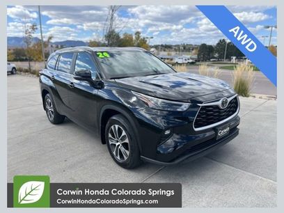 Used 2024 Toyota Highlander XLE