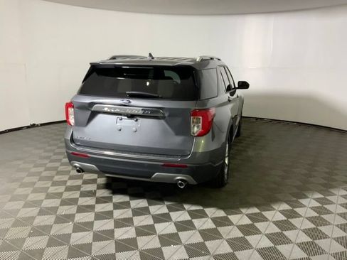 Used 2021 Ford Explorer Limited w/ Equipment Group 301A RWD image 7