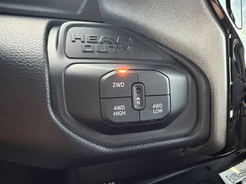 Used 2026 RAM 2500 Tradesman AWD/4WD image 23
