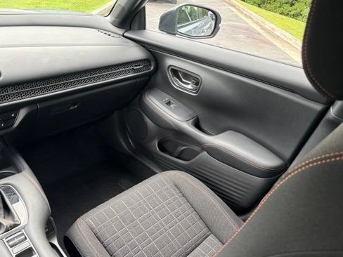Certified 2024 Honda HR-V Sport image 33