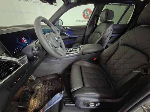 New 2026 BMW X5 xDrive40i image 17