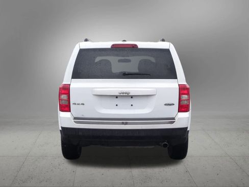 Used 2016 Jeep Patriot High Altitude image 5