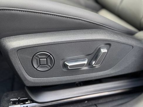 New 2026 Audi Q3 quattro 2.0T AWD/4WD image 12
