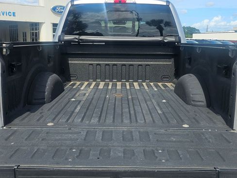 Certified 2020 Ford F250 Platinum w/ FX4 Off-Road Package AWD/4WD image 12
