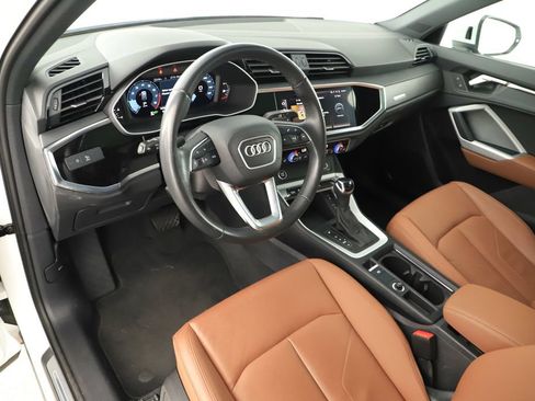 Certified 2023 Audi Q3 2.0T Premium w/ Convenience Package AWD/4WD image 15