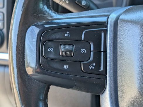 Used 2020 GMC Sierra 1500 SLT RWD image 18
