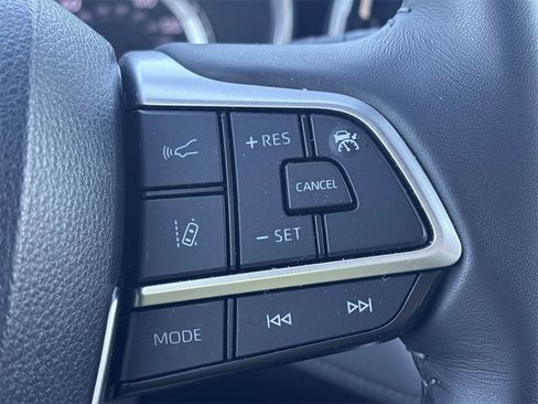 Used 2024 Toyota Highlander XSE image 45