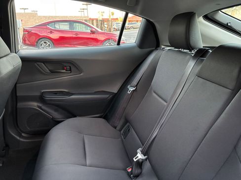 Used 2025 Toyota Prius LE image 37