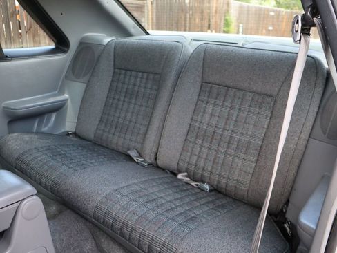 Used 1988 Ford Mustang GT RWD image 18