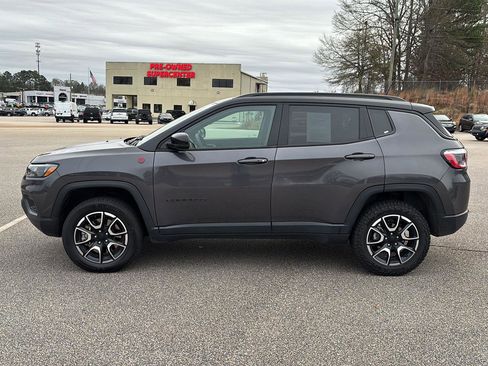 Used 2024 Jeep Compass Trailhawk image 5