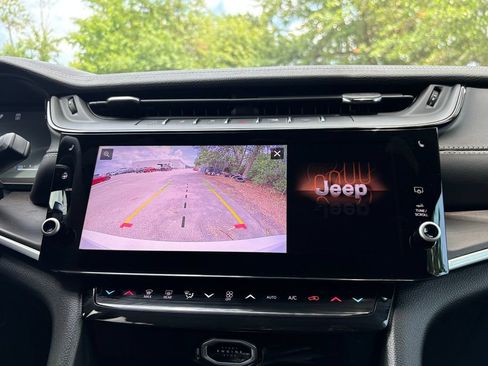 New 2026 Jeep Grand Cherokee L 4WD image 34