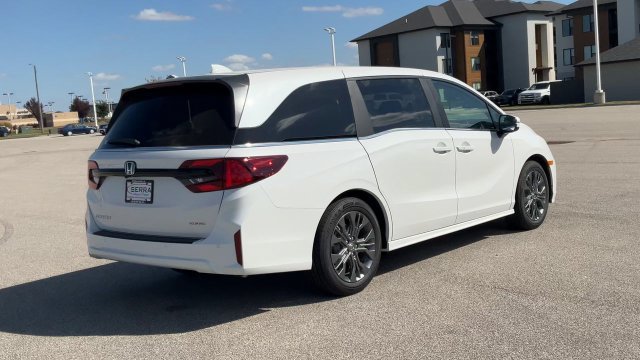 New 2027 Honda Odyssey Touring image 8
