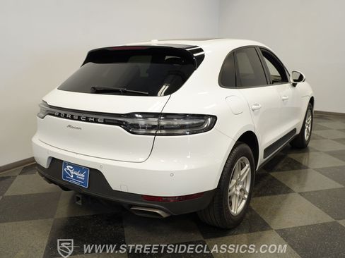 Used 2019 Porsche Macan AWD/4WD image 12
