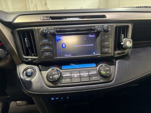 Used 2013 Toyota RAV4 Limited FWD image 15