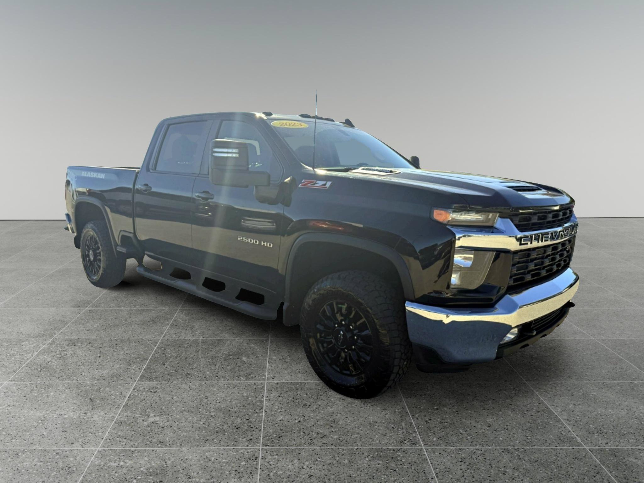 Used 2023 Chevrolet Silverado 2500 LT w/ Convenience Package AWD/4WD image 8
