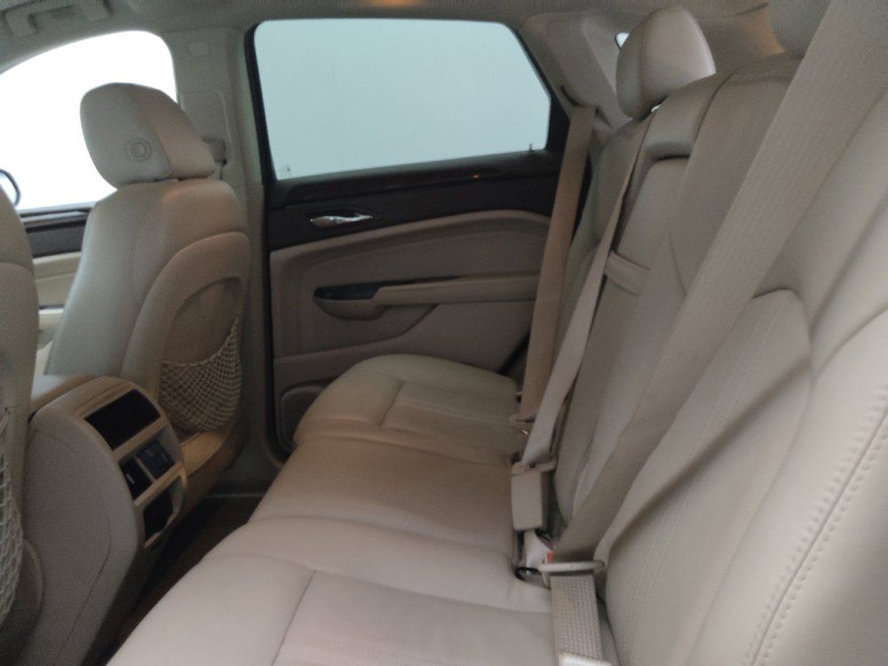 Used 2016 Cadillac SRX Luxury FWD image 18