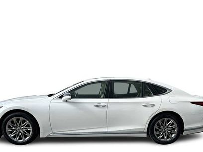 Used 2018 Lexus LS 500 w/ Accessory Package (Z2)