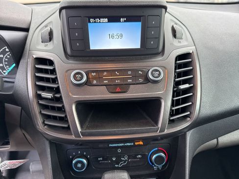 Used 2023 Ford Transit Connect XL image 23