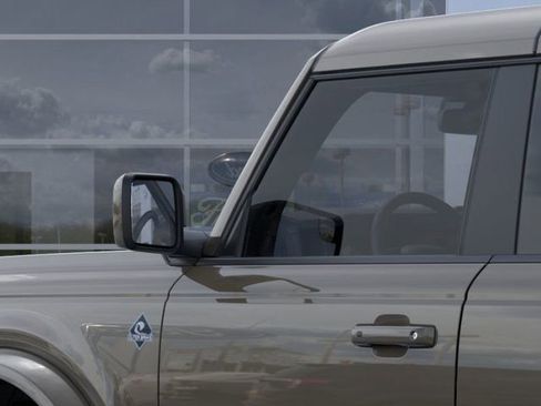 New 2025 Ford Bronco Outer Banks image 25