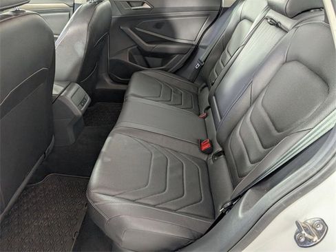 Used 2021 Volkswagen Jetta SEL Premium image 26