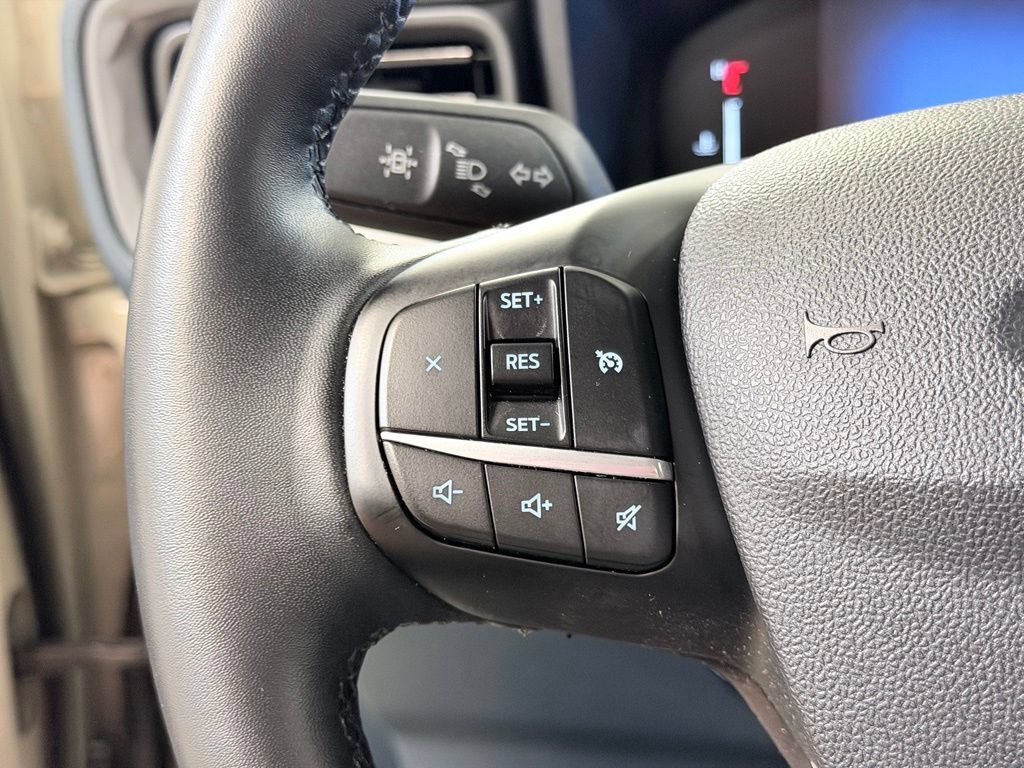 Used 2025 Ford Maverick XLT w/ XLT Luxury Package AWD/4WD image 43