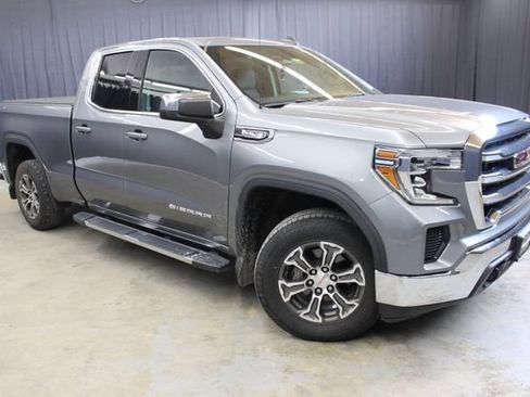 Used 2020 GMC Sierra 1500 SLE w/ SLE Value Package AWD/4WD image 1