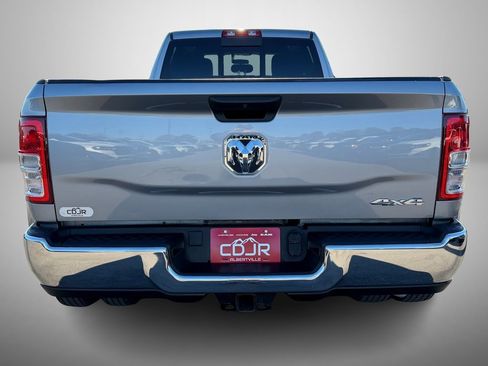 Used 2022 RAM 3500 Tradesman image 7