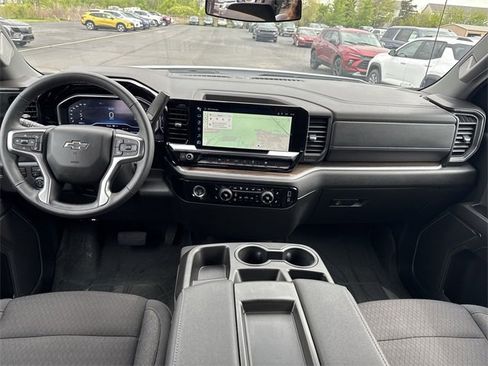 Certified 2024 Chevrolet Silverado 1500 RST w/ Dark Appearance Package image 21