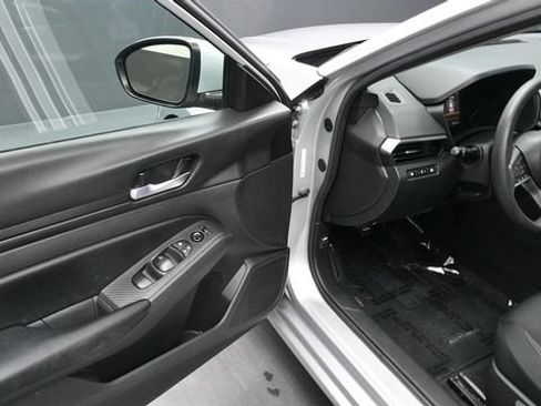 Used 2021 Nissan Altima 2.5 S FWD image 26