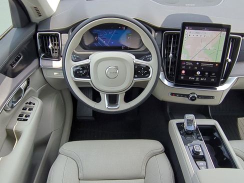 New 2026 Volvo XC90 T8 Ultra w/ Protection Package Premier AWD/4WD image 12