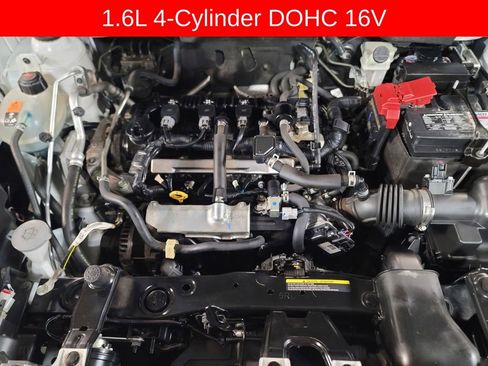 Used 2020 Nissan Kicks SV image 10